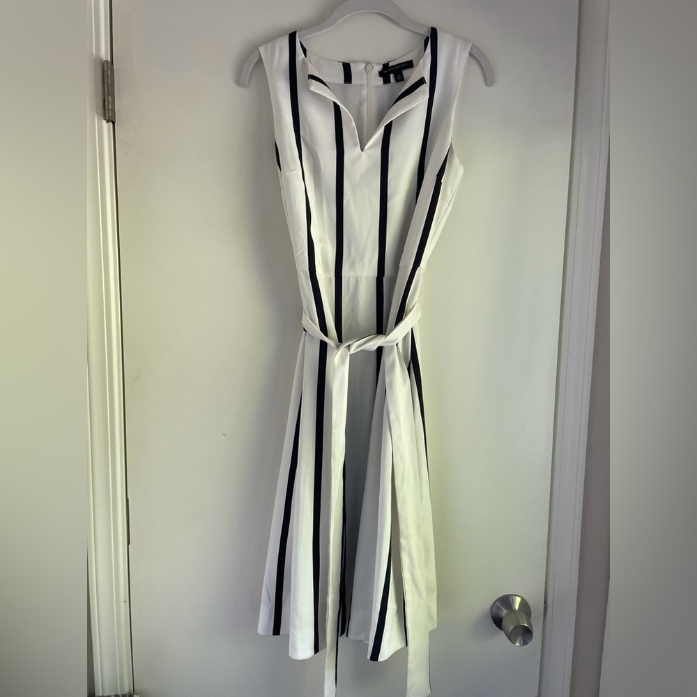 NWT B&W Stripped Banana Republic Tie-Waist Dress